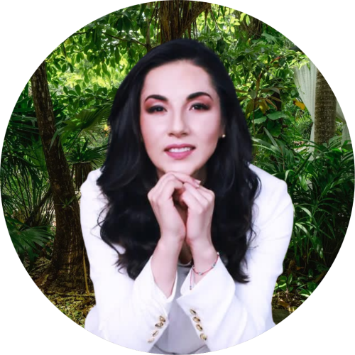 Celinda-Garcia-Awakekaan-white-suit-breathwork.png